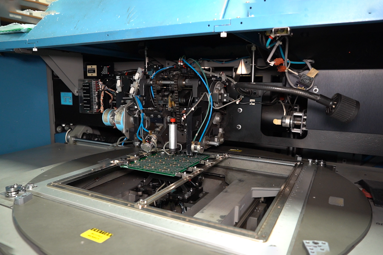 THT machine with board ready to accept components